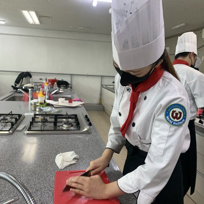 월드호텔요리제과커피학원, 월드호텔외식직업전문학교 일반고 특화 위탁 과정