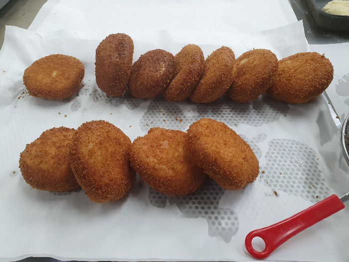 수원, 용인, 병점, 화성, 월드호텔요리제과커피학원, 월드호텔외식직업전문학교, 일반고 특화, 위탁과정, 한식, 양식, 중식, 제과, 제빵