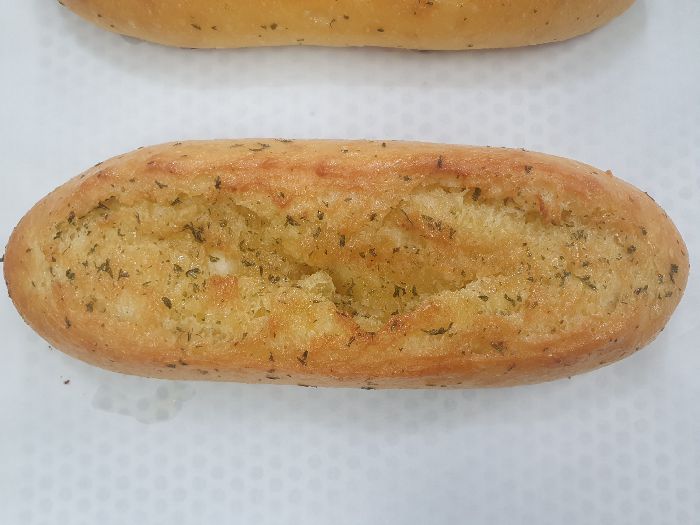 [마늘바케트] 일반고 특화 위탁 과정 선배들이 만든 마늘바게트!!! - 월드호텔요리제과커피학원, 월드호텔외식직업전문학교