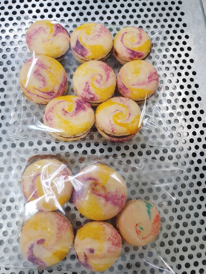 [마블마카롱] 일반고 특화 위탁 과정 선배들이 만든 마블마카롱!!! - 월드호텔요리제과커피학원, 월드호텔외식직업전문학교